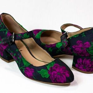 Via Spiga Satin Flower Alana Made in Italy Leather Pumps 9.5M